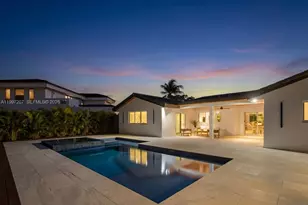 19721 NE 23 Ave, Miami, FL 33180 - Photo 41