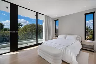 1045 W 47th Ct, Miami Beach, FL 33140 - Photo 27