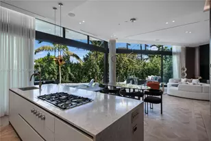 1045 W 47th Ct, Miami Beach, FL 33140 - Photo 9