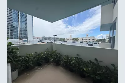 2899 Collins Ave #424, Miami Beach, FL 33140 - Photo 13