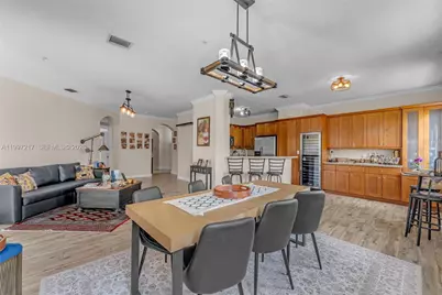 10012 NW 7th St #206, Miami, FL 33172 - Photo 1