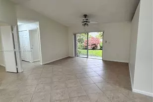 821 W Beckley Square, Davie, FL 33325 - Photo 5