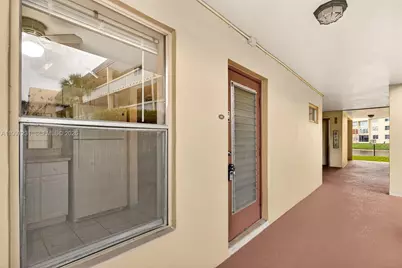 5801 NW 62nd Ave #106, Tamarac, FL 33319 - Photo 27