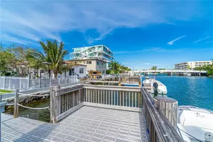 8401 Crespi Blvd, Miami Beach, FL 33141 - Photo 17