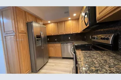 5600 Collins Ave #16N, Miami Beach, FL 33140 - Photo 21