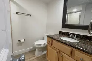 5600 Collins Ave, Miami Beach, FL 33140 - Photo 27
