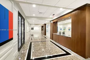 5600 Collins Ave, Miami Beach, FL 33140 - Photo 43