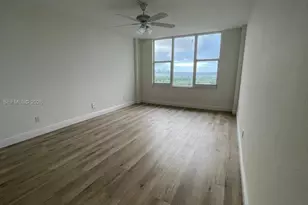 5600 Collins Ave, Miami Beach, FL 33140 - Photo 31