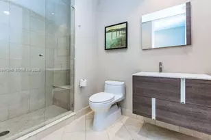 100 S Pointe Dr, Miami Beach, FL 33139 - Photo 21