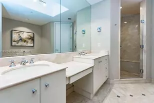 100 S Pointe Dr, Miami Beach, FL 33139 - Photo 23