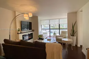 200 Leslie Dr, Hallandale Beach, FL 33009 - Photo 5