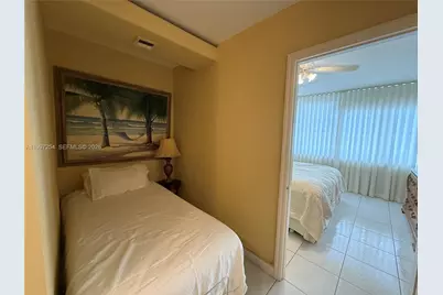 100 Lincoln Rd #422, Miami Beach, FL 33139 - Photo 9