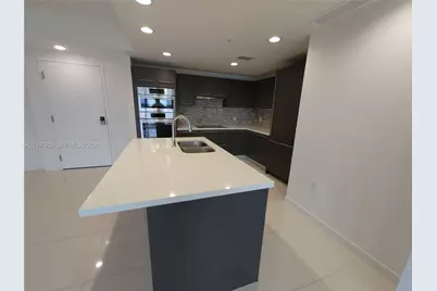 7661 NW 107th Ave #710, Doral, FL 33178 - Photo 9