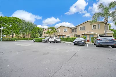 4930 S University Dr #4930, Davie, FL 33328 - Photo 3