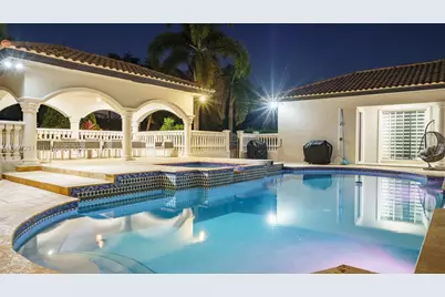 13751 Pine Meadow Ct, Davie, FL 33325 - Photo 5