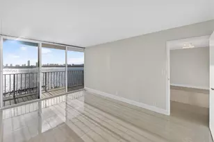 7601 E Treasure Dr, North Bay Village, FL 33141 - Photo 41