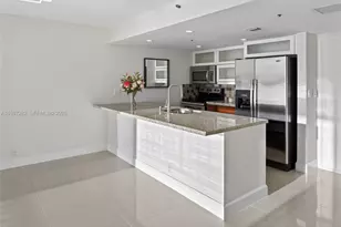 7601 E Treasure Dr, North Bay Village, FL 33141 - Photo 7