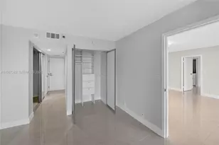 7601 E Treasure Dr, North Bay Village, FL 33141 - Photo 19