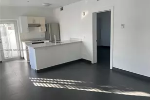 1600 Euclid Ave, Miami Beach, FL 33139 - Photo 3