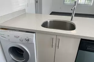 1600 Euclid Ave, Miami Beach, FL 33139 - Photo 15