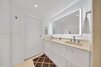 199 Ocean Lane Dr #602, Key Biscayne, FL 33149 - Photo 23