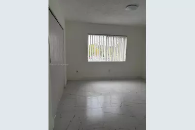 18840 NW 57th Ave #301, Hialeah, FL 33015 - Photo 11