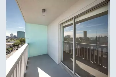 7620 Carlyle Ave #606, Miami Beach, FL 33141 - Photo 3
