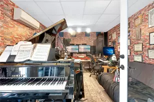 1335 NW 129th St, North Miami, FL 33167 - Photo 17