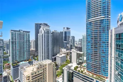 1200 Brickell Bay Dr #PH 4218, Miami, FL 33131 - Photo 3