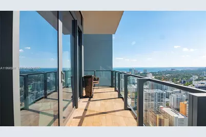 88 SW 7th St #4106, Miami, FL 33130 - Photo 21