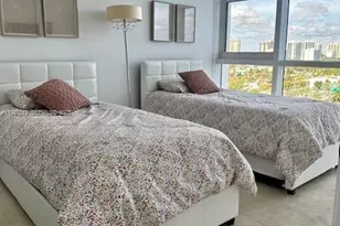 18201 Collins Ave, Sunny Isles Beach, FL 33160 - Photo 9