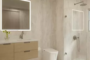 260 Collins Ave, Miami Beach, FL 33139 - Photo 17