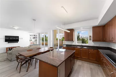 791 Crandon Blvd #405, Key Biscayne, FL 33149 - Photo 9