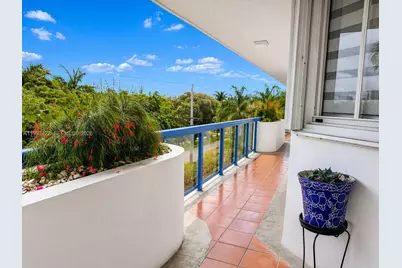 2370 NE 135th St #405, North Miami, FL 33181 - Photo 5