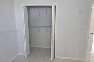 965 NW 10th St, Florida City, FL 33034 - Photo 9