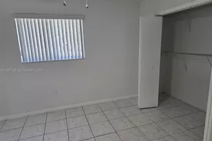 965 NW 10th St, Florida City, FL 33034 - Photo 11