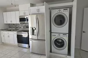 965 NW 10th St, Florida City, FL 33034 - Photo 5