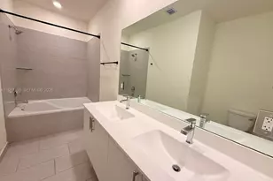 8001 NW 41st St, Doral, FL 33166 - Photo 13