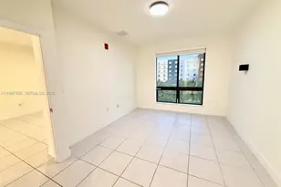 8001 NW 41st St, Doral, FL 33166 - Photo 9