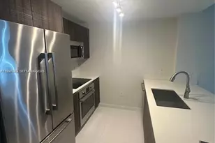 488 NE 18th St, Miami, FL 33132 - Photo 3