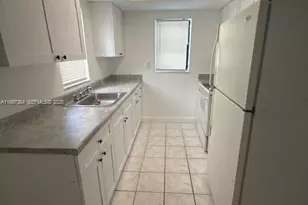 2131 NW 26th Ave, Fort Lauderdale, FL 33172 - Photo 5