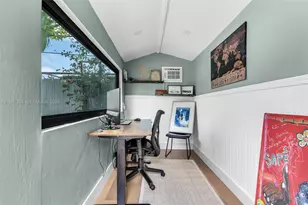 470 NW 88th Terrace, El Portal, FL 33150 - Photo 21