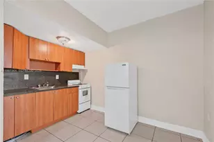 50 NW 79th St, Miami, FL 33150 - Photo 21