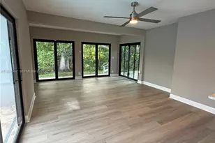 410 SW 56th Ave, Plantation, FL 33317 - Photo 9