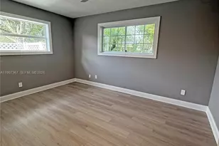 410 SW 56th Ave, Plantation, FL 33317 - Photo 1