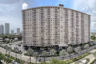 251 174th St, Sunny Isles Beach, FL 33160 - Photo 3