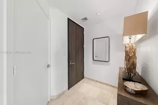 88 SW 7th St, Miami, FL 33130 - Photo 21