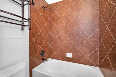 1148 SW 147th Ave, Pembroke Pines, FL 33027 - Photo 17