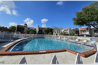 8701 SW 141st St #B8, Palmetto Bay, FL 33176 - Photo 7