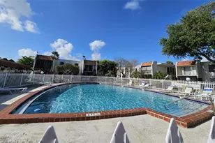 8701 SW 141st St, Palmetto Bay, FL 33176 - Photo 9